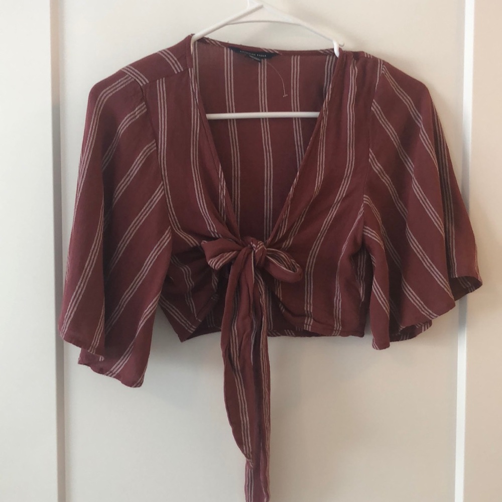 American eagle crop top